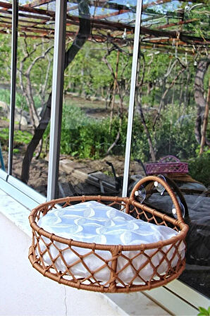 Reyo Tasaryum Kedi ve Köpek El Örgüsü Vantuzlu Cam Yatağı, Kedi Hamağı Kahve