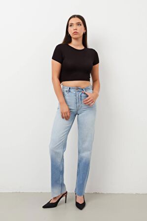 Kadın Paçası Kesik Straight Fit Jean Pantolon