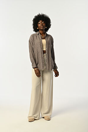 KADIN ÇİZGİLİ TEK CEPLİ KAHVERENGİ OVERSİZE GÖMLEK