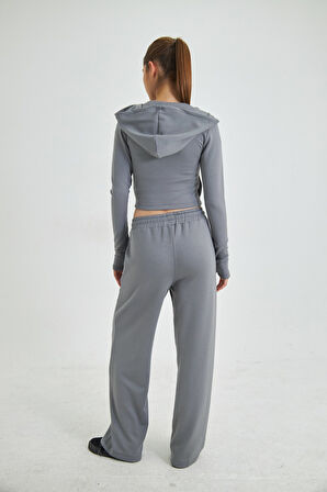 Fermuarlı Kapüşonlu Sweatshirt ve Geniş Paça Özel Dikim Pantolon Modal Kumaş