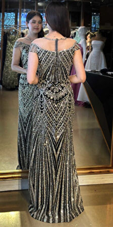 Siyah Düz Kesim Simli Uzun Abiye Elbise 7771