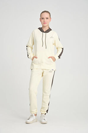 Kadın Iki Iplik Yan Kahve Seritli Kapüşonlu Kanguru Cepli Paça Lastikli Ekru Eşofman Takımı - 7775