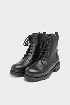 Hakiki Deri Bağcıklı Fermuarlı Kadın Bot