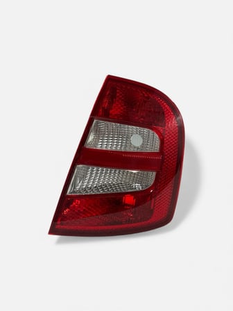 DEPO SKODA FABİA 5 KAPI SAĞ ARKA STOP LAMBASI 1999-2003