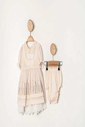 Kız Bebek Pudra Çiçek İşlemeli Fistolu Elbise Kilotlu Takım