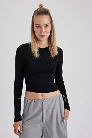 DeFacto Coool Slim Fit Bisiklet Yaka Kazak A2055AX23AUBK27