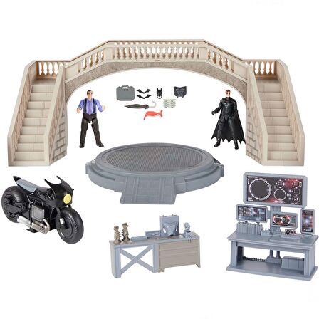 1068398 Batman Batcave Film Anları 1 araç + 2 figür -Spinmaster