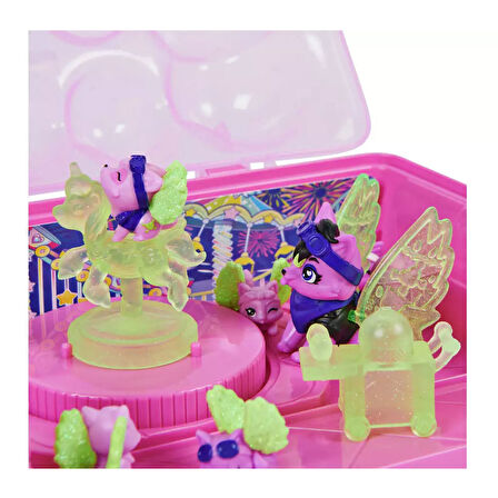Hatchimals Aile Maceraları Yumurta Kurt Ailesi Oyun Seti 6064444