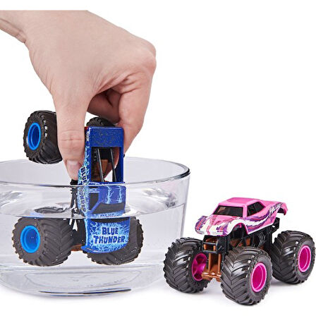 Spin Master 36072  Monster Jam 1:64 Renk Değiştiren Araçlar Blue Thunder Vs Full Charge