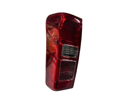 İSUZU DMAX SOL ARKA LEDLİ STOP LAMBASI 2012 SONRASI
