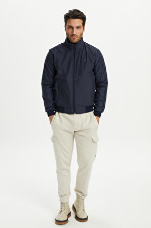 Erkek Lacivert Dik Yaka Su Ve Rüzgar Geçirmez İçi Kapitone Elyaflı Mont M-9