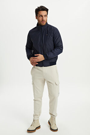 Erkek Lacivert Dik Yaka Su Ve Rüzgar Geçirmez İçi Kapitone Elyaflı Mont M-9