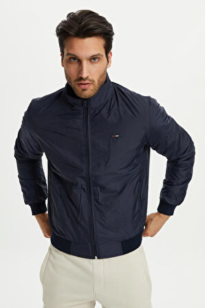 Erkek Lacivert Dik Yaka Su Ve Rüzgar Geçirmez İçi Kapitone Elyaflı Mont M-9