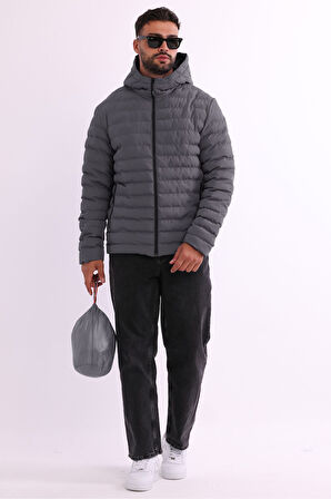 Erkek Gri Rüzgar Geçirmez Kapüşonlu Taşınabilir Çantalı Elyaf Dolgulu Hafif Spor Mont | S