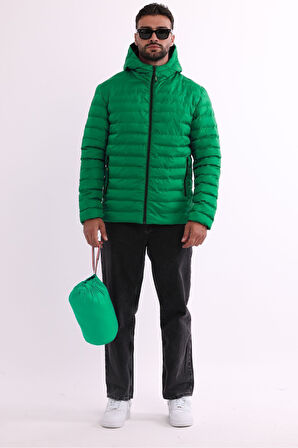 Erkek Yeşil Rüzgar Geçirmez Kapüşonlu Taşınabilir Çantalı Elyaf Dolgulu Hafif Spor Mont | S