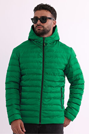 Erkek Yeşil Rüzgar Geçirmez Kapüşonlu Taşınabilir Çantalı Elyaf Dolgulu Hafif Spor Mont | S