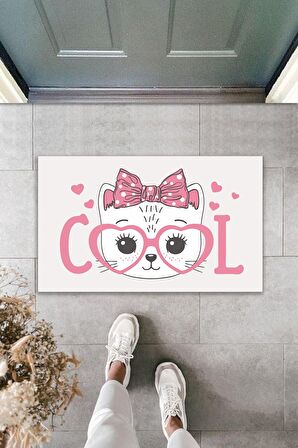 Dijital Baskı Kalitesi  Beyaz Cool Pembe Gözlüklü Fiyonklu Kedi  Dekoratif Kapı  Paspası