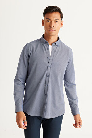 Erkek Lacivert Slim Fit Dar Kesim Düğmeli Yaka Pike Desenli Örme Gömlek
