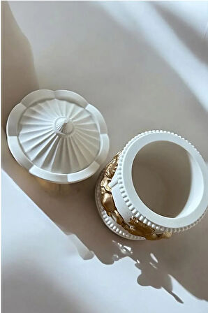 Atlı Karınca Gold Detaylı Carousel Dekoratif Takı Kutusu Boş Kutu