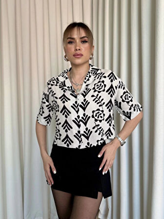 Siyah beyaz baskılı crop gömlek