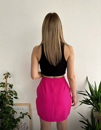 Üç taşlı mini etek