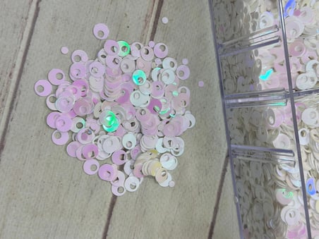 10 mm (1 cm) Pul Çanta, Supla, Patik Pulu 25 gr 24 Beyaz Yanardöner