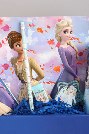 DEKOMUS LİSANSLI İLE GIFT BOX ÖZEL KUTULU "FROZEN KARLAR ÜLKESİ KIRTASİYE SETİ" PİPETLİ BARDAK,SİLGİ,NOT DEFTERİ 