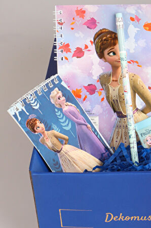 DEKOMUS LİSANSLI İLE GIFT BOX ÖZEL KUTULU "FROZEN KARLAR ÜLKESİ KIRTASİYE SETİ" PİPETLİ BARDAK,SİLGİ,NOT DEFTERİ 