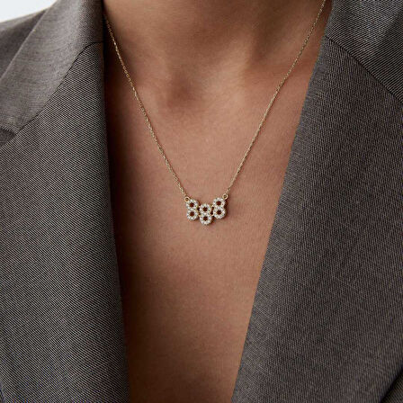 888 Taşlı Manifest Kolye