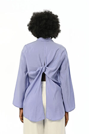 KADIN ARKASI BAĞLAMA DETAYLI DÜZ RENK GÖMLEK