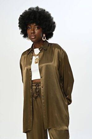 KADIN DÜZ RENK SATEN OVERSİZE KESİM GÖMLEK