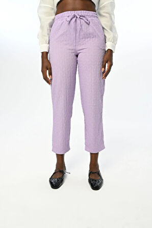 KADIN RAHAT KALIP BELİ LASTİKLİ DESENLİ DÜZ RENK PANTOLON