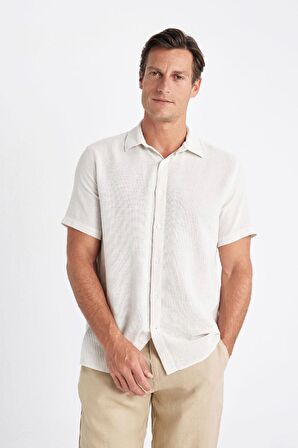 DeFacto Regular Fit Yazlık Polo Yaka Pamuklu Basic Düz Kısa Kollu Gömlek D2924AX24SMER22
