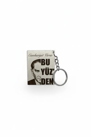 Gazi Mustafa Kemal ATATÜRK Fotoğraflı Lazer Kazıma Anahtarlık - 4x5cm