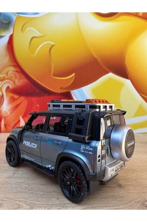 Land Rover Defender Arazi Arabası Müzikli Işıklı Lüks Jeep 17CM Kırılmaz Land Rover Araba