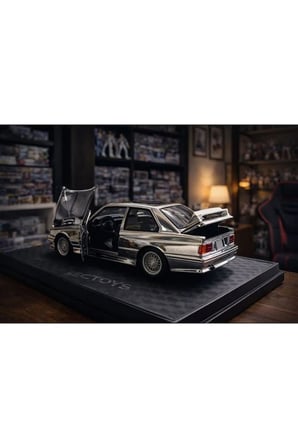 1988 BMW 3 SERIES M3 Parlak Gümüş (E30) BMW M3 WARSTEINER DİECAST ARABA BMW E30 MODEL