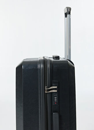 Nasa U.s Siyah Çekçekli Sert Valiz NASA U.S TRIANGLE SİYAH BÜYÜK