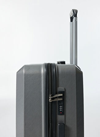 Nasa U.s Antrasit Çekçekli Sert Valiz NASA U.S TRIANGLE ANTRASİT BÜYÜK