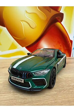 1:24 BMW M8 DİECAST MODEL ARABA AÇILAN KAPILAR SESLİ IŞIKLI BMW M8 DİECAST METAL 1.24 ARABA
