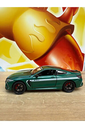 1:24 BMW M8 DİECAST MODEL ARABA AÇILAN KAPILAR SESLİ IŞIKLI BMW M8 DİECAST METAL 1.24 ARABA