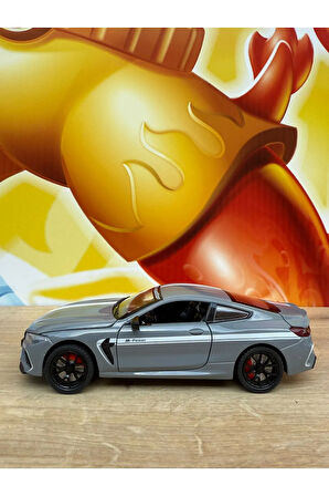 1:24 Bmw M8 Diecast Araba Kapılar Bagaj Kaput Açılır Sesli Ve Işıklı Bmw M8 Diecast Model Araba