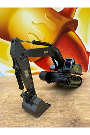 Sürtmeli İnşaat Araçlar Serisinden Metal Oyuncak Kepçe Yeşil Ekskavatör Kepçe İş Makinesi Dozer