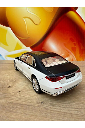 Benz S680 Maybach 1:24 Die Cast Metal Araba Makam Arabası Işıklı Sesli Kapılar Kaput Bagaj Açılır