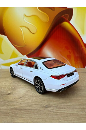 Mercedes C200 Metal Araba 22 Cm Sesli Işıklı Oyuncak Demir Model Araç Diecast Çek Bırak Mercedes