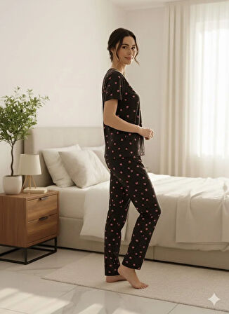 SİYAH KALPLİ KADIN PİJAMA TAKIMI