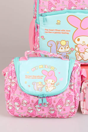 DEKOMUS İLE YENİ SEZON LİSANSLI MY MELODY&BEST FRIENDS "MELOPINK KOLEKSİYONU" OKUL,KALEM VE TERMOSLU BESLENME ÇANTASI SETİ