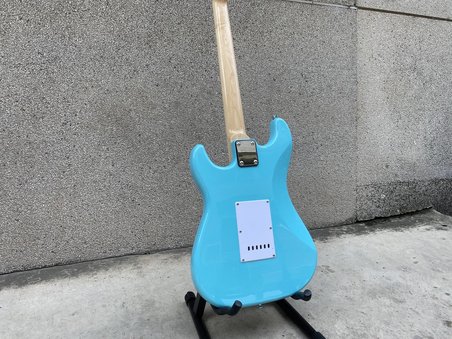 SMIGER L-G2 IB STRAT TİPİ ELEKTRO GİTAR ICE BLUE