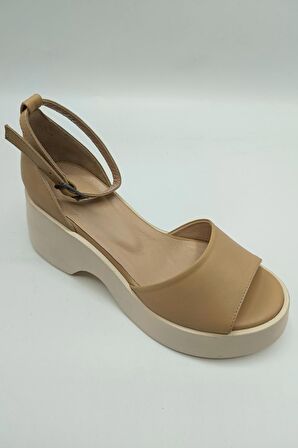 Melissa Yuvarlak Burun Bilekten Bağlamalı Bej Platform Taban Hakiki Deri Kadın Sandalet