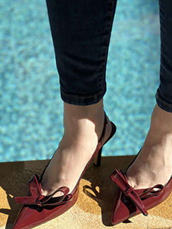 Mia Fiyonklu  Rugan Kadın Topuklu Ayakkabı