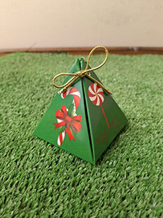 Şeker Kamışı Yeşil 10'lu Piramit Kutu - Hediye Kutusu - Ağaç Süsü - Yılbaşı Kutusu - Yılbaşı Hediye